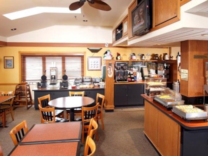 Days Inn By Wyndham Harrisburg North Εξωτερικό φωτογραφία